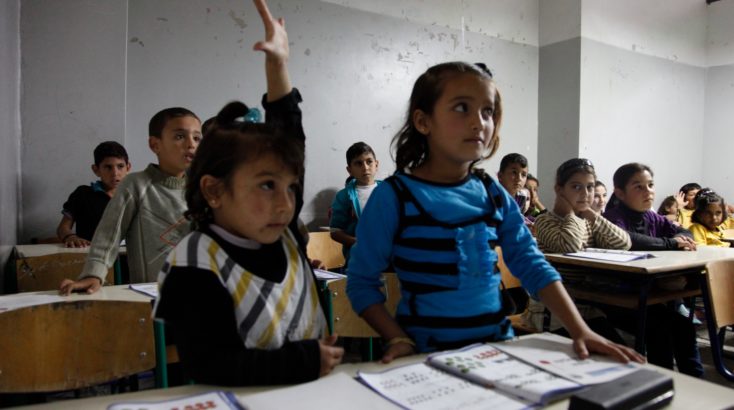 Syrian_refugee_children_in_a_Lebanese_school_classroom