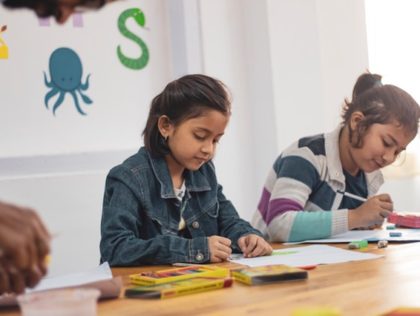 Vier de rechten van het kinderen Unicef
