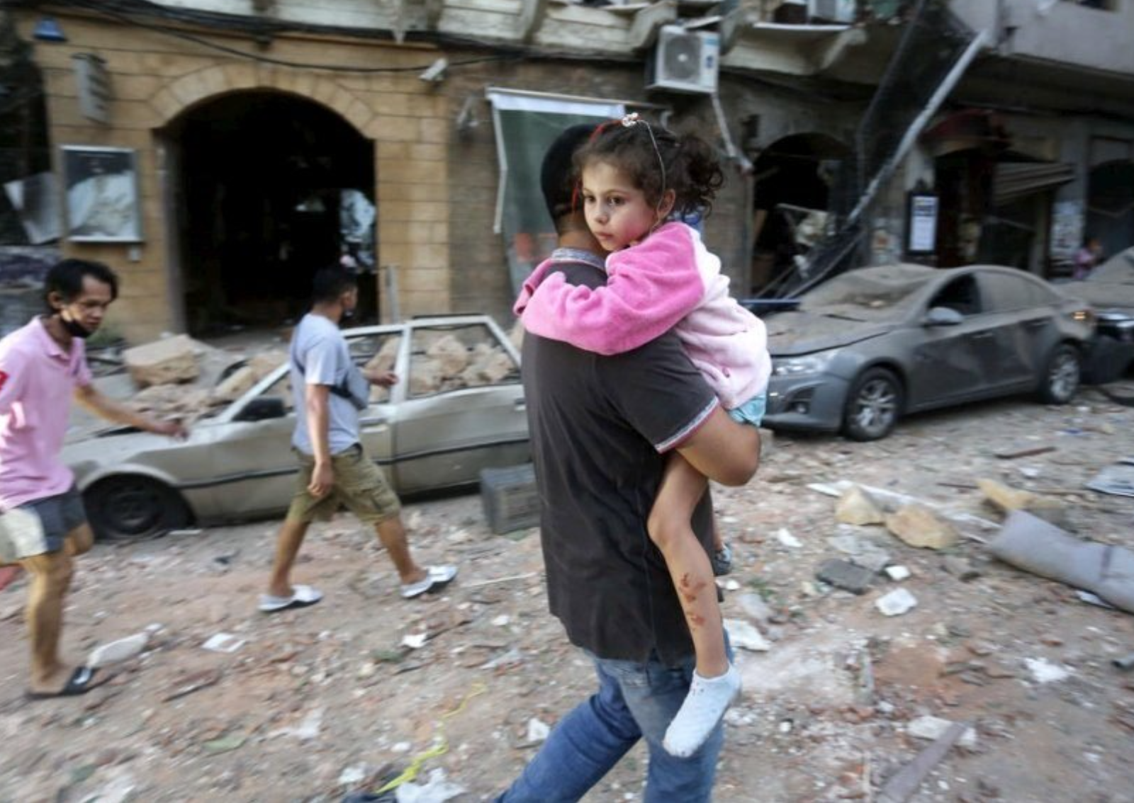 UNHCR biedt steun aan Beiroet na enorme explosie